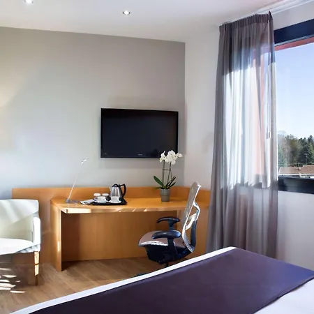 Hotel Dolce By Wyndham Milan Malpensa 4*