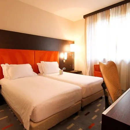 Dolce By Wyndham Milan Malpensa 4* Somma Lombardo