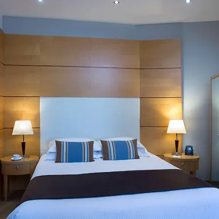 מלון Zeus Essence Dolce By Wyndham Milan Malpensa 4*