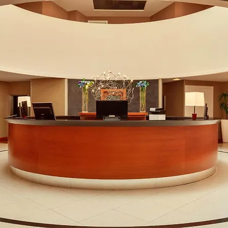 Zeus Essence Dolce By Wyndham Milan Malpensa מלון 4*