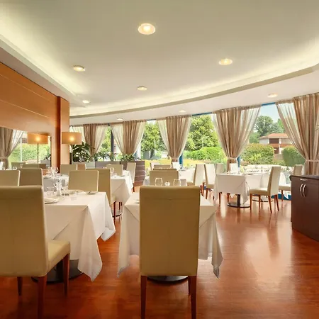 Zeus Essence Dolce By Wyndham Milan Malpensa