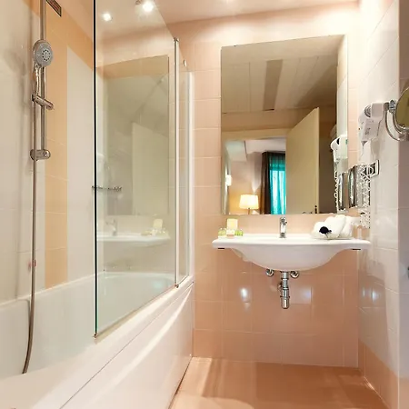 מלון Zeus Essence Dolce By Wyndham Milan Malpensa 4*