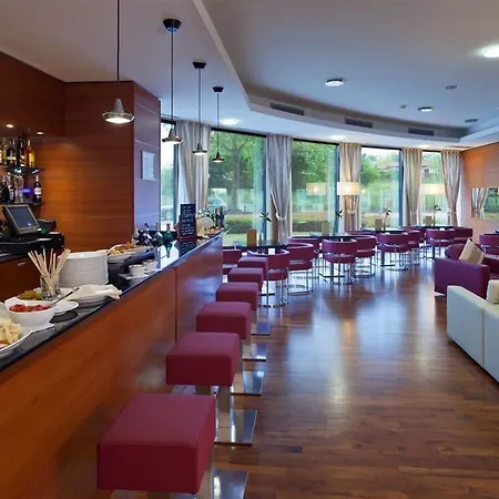 Zeus Essence Dolce By Wyndham Milan Malpensa